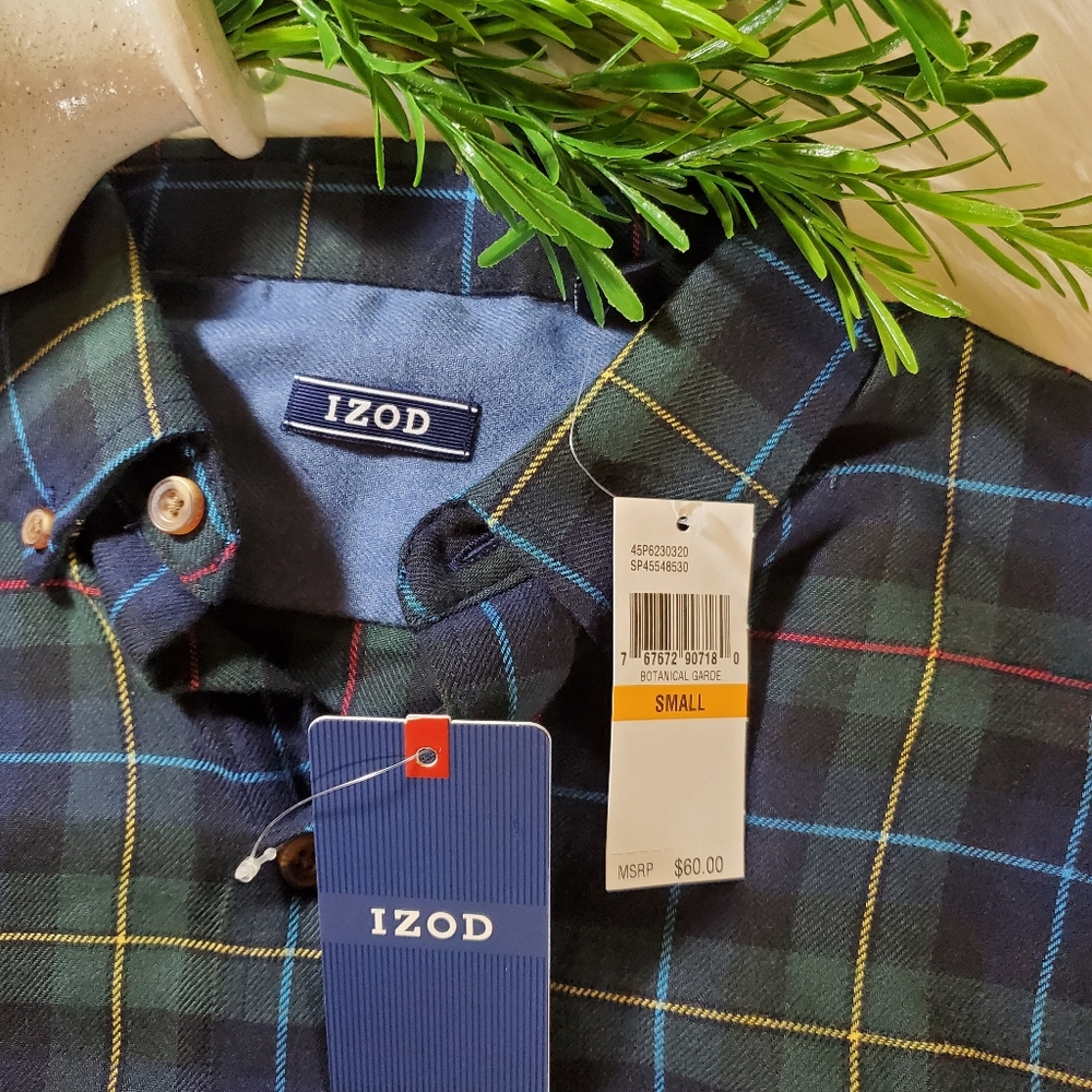 NEW IZOD Plaid Button Down Shirt | small - Picture 6 of 7